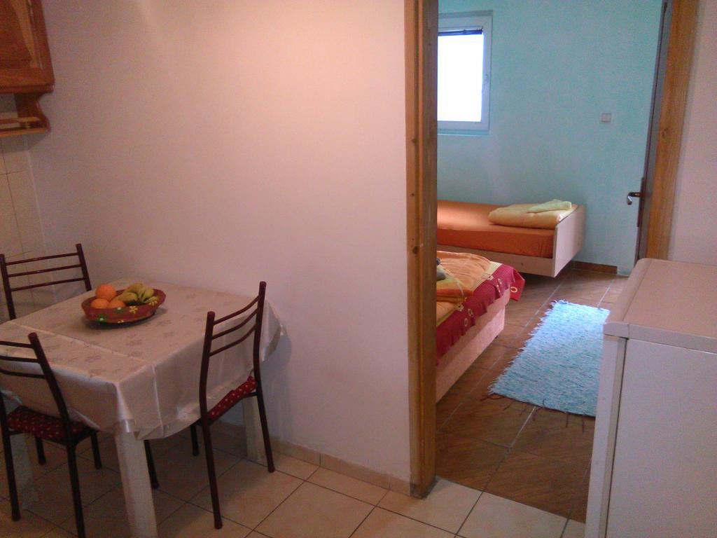 Apartmani Pikula Sutomore Eksteriør billede